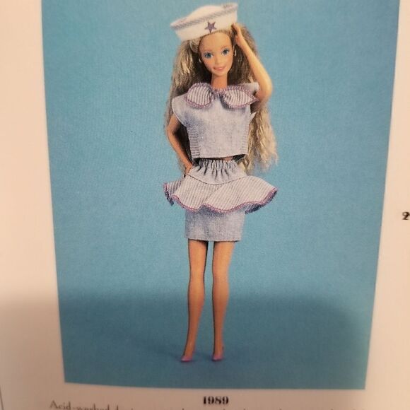 Barbies   - Picture 4 of 4